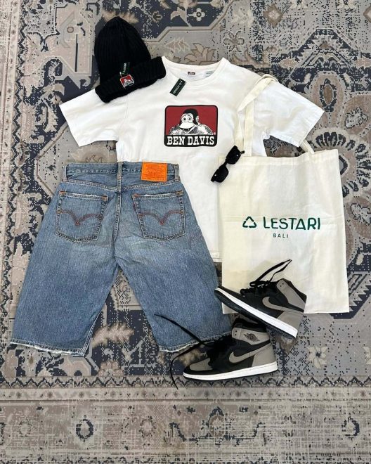 lestari thrifting di bali