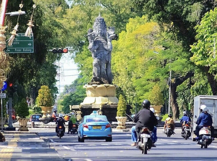 Merantau ke Denpasar