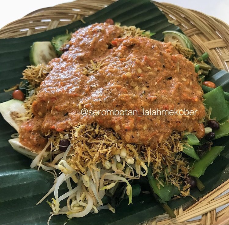 serombotan klungkung