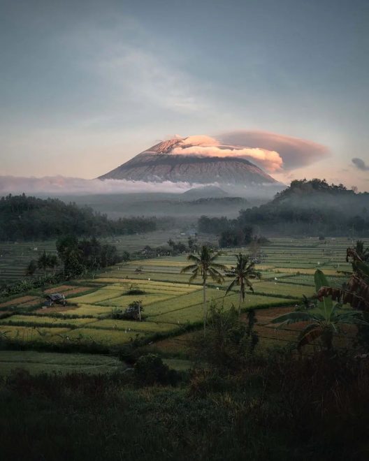 gunung di bali