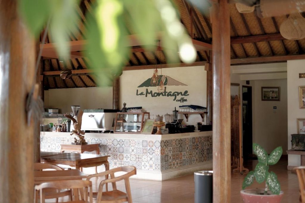 la montage coffee rendang karangasem
