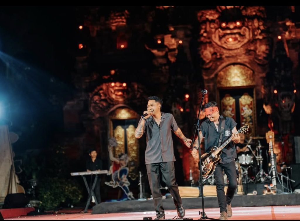 bagus wirata dan lolot band